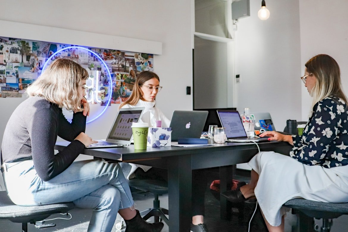 Benefits of Digital Business Company in Commerce