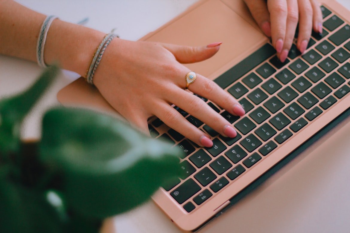 Social Media Management Company in Redondo Beach, CA 4 Social Media Management Company for home service businesses in Redondo Beach