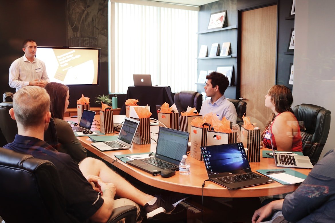 Why businesses in El Monte need Digital Business Company