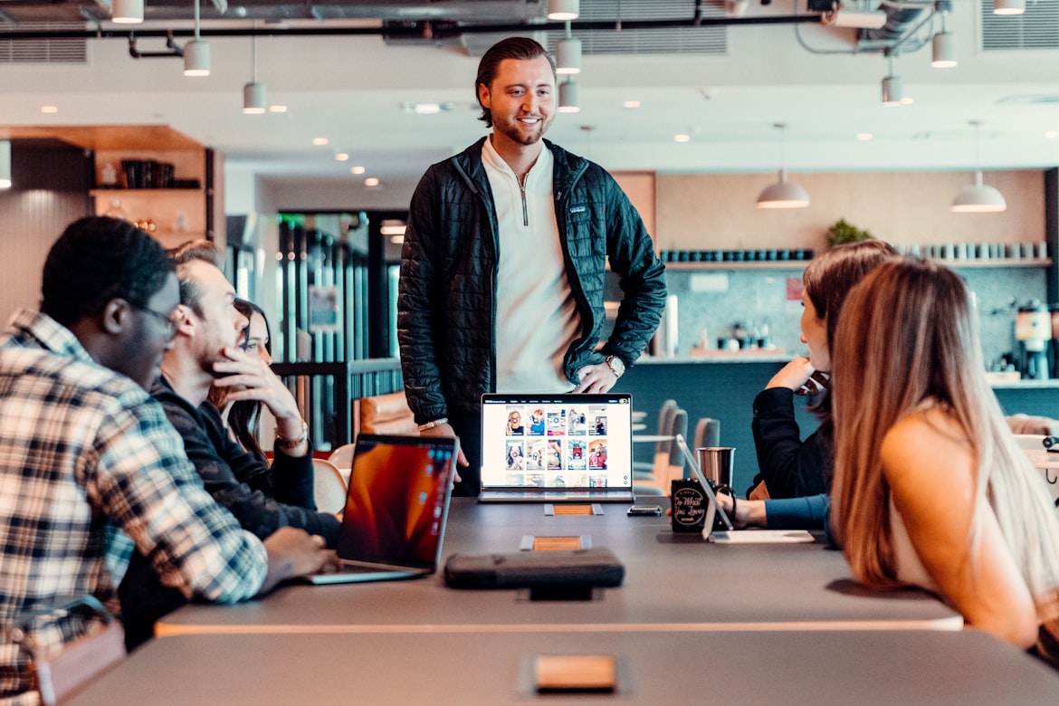Digital Business Company in Santa Clarita, CA 2 Why businesses in Santa Clarita need Digital Business Company