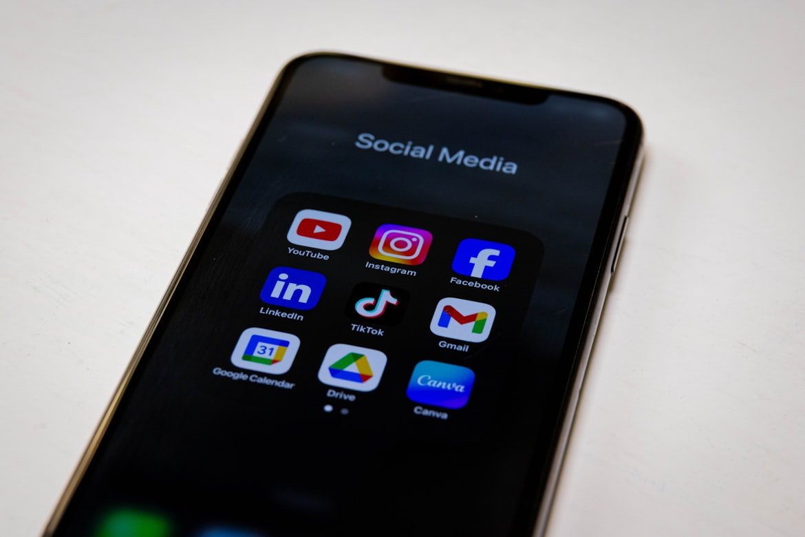Social Media Management Company in Whittier, CA 2 Why businesses in Whittier need Social Media Management Company